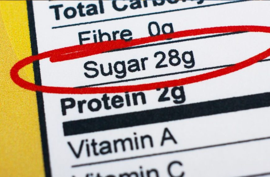 Food label showing high-level of sugar